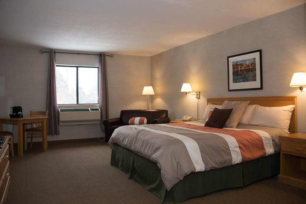 All Seasons Resort Калкаска Екстериор снимка