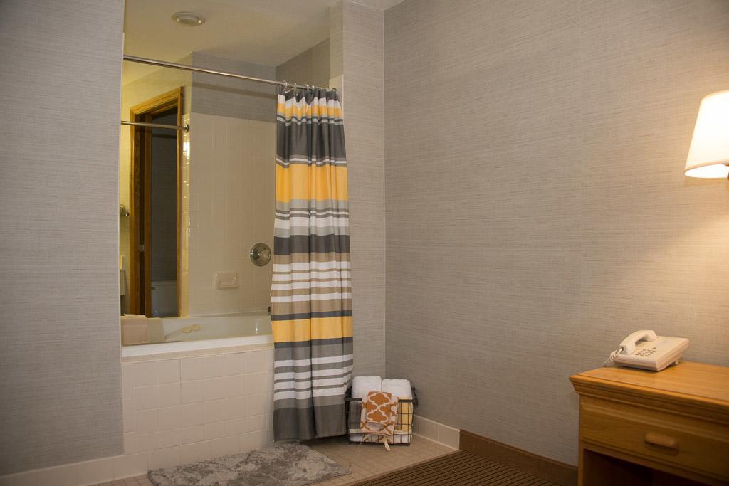 All Seasons Resort Калкаска Екстериор снимка
